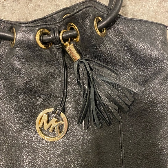 MICHAEL KORS Tassel Drawstring Black Leather Bag - Picture 6 of 9